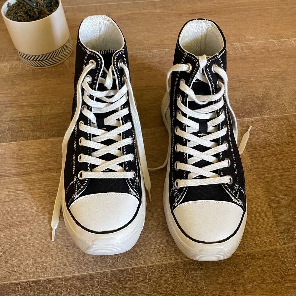 Skechers Street Black and White High-Top Sneakers